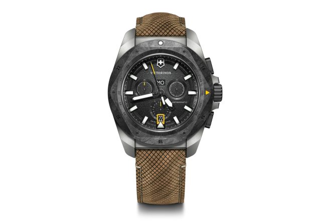 I.N.O.X.Chrono 43 | Fekete Számlap | 1 db Fa és 1 db kaucsuk óraszíj | tartótokkal