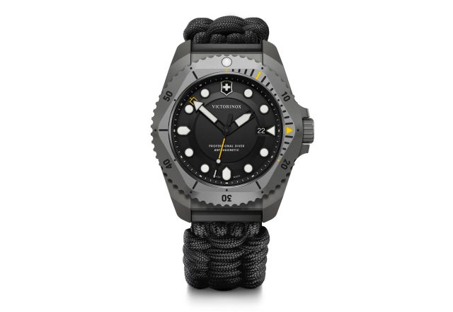 Dive Pro Quartz TITANIUM 43 Paracord | fekete számlap | fekete paracord szíj
