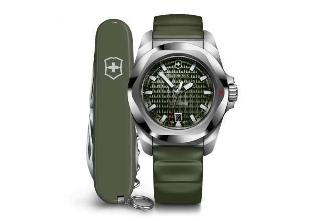 I.N.O.X. Automatic | Férfi Karóra | Zöld Számlap | Acél Tok | Zöld Gumi Szíj | Zöld Spartan Zsebkés