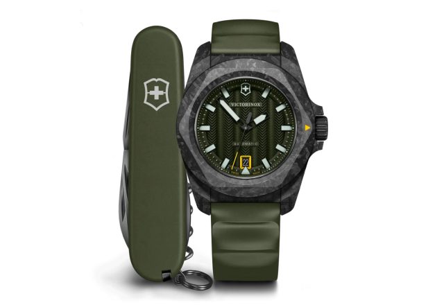 I.N.O.X. Automatic | Férfi Karóra | Zöld Számlap | Carbon Tok | Zöld Gumi Szíj | Zöld Spartan Zsebkés